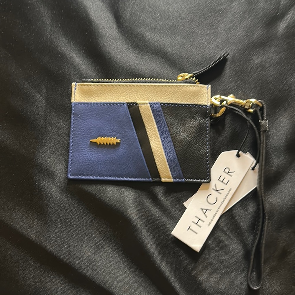 Woman’s accessory - Picture 2 of 9
